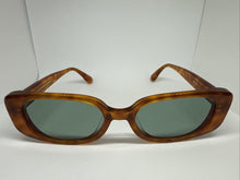 Load image into Gallery viewer, Lunetterie Generale Designer Muse Light Havana Frame 53mm Sunglasses
