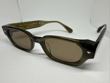 Load image into Gallery viewer, Lunetterie Generale Designer A Taut Jamais Military Green Size 51mm Sunglasses
